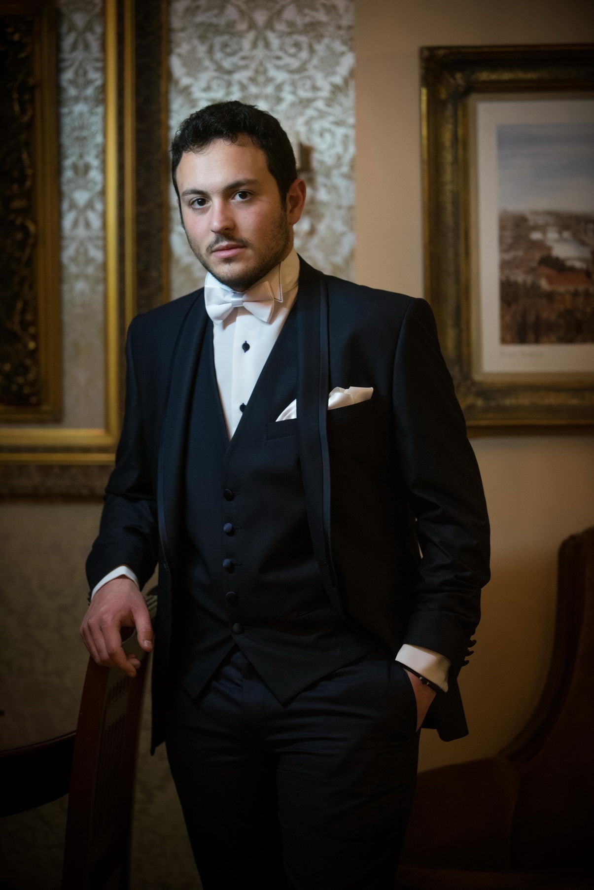 ΚΟΣΤΟΥΜΙ ΓΑΜΠΡΙΑΤΙΚΟ