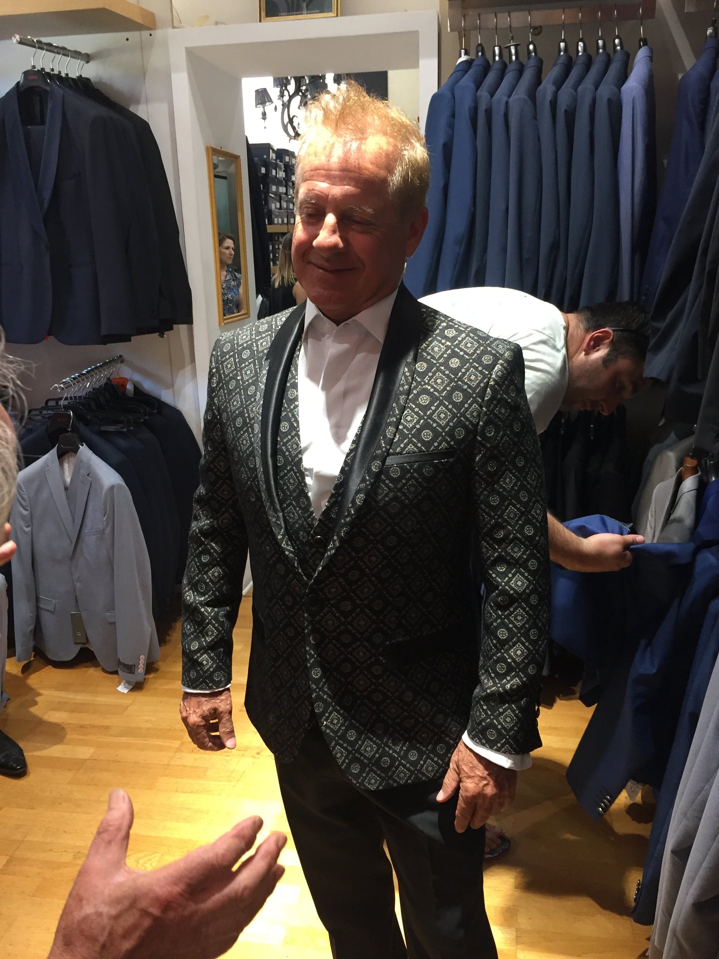 ΚΟΣΤΟΥΜΙ ΓΑΜΠΡΙΑΤΙΚΟ