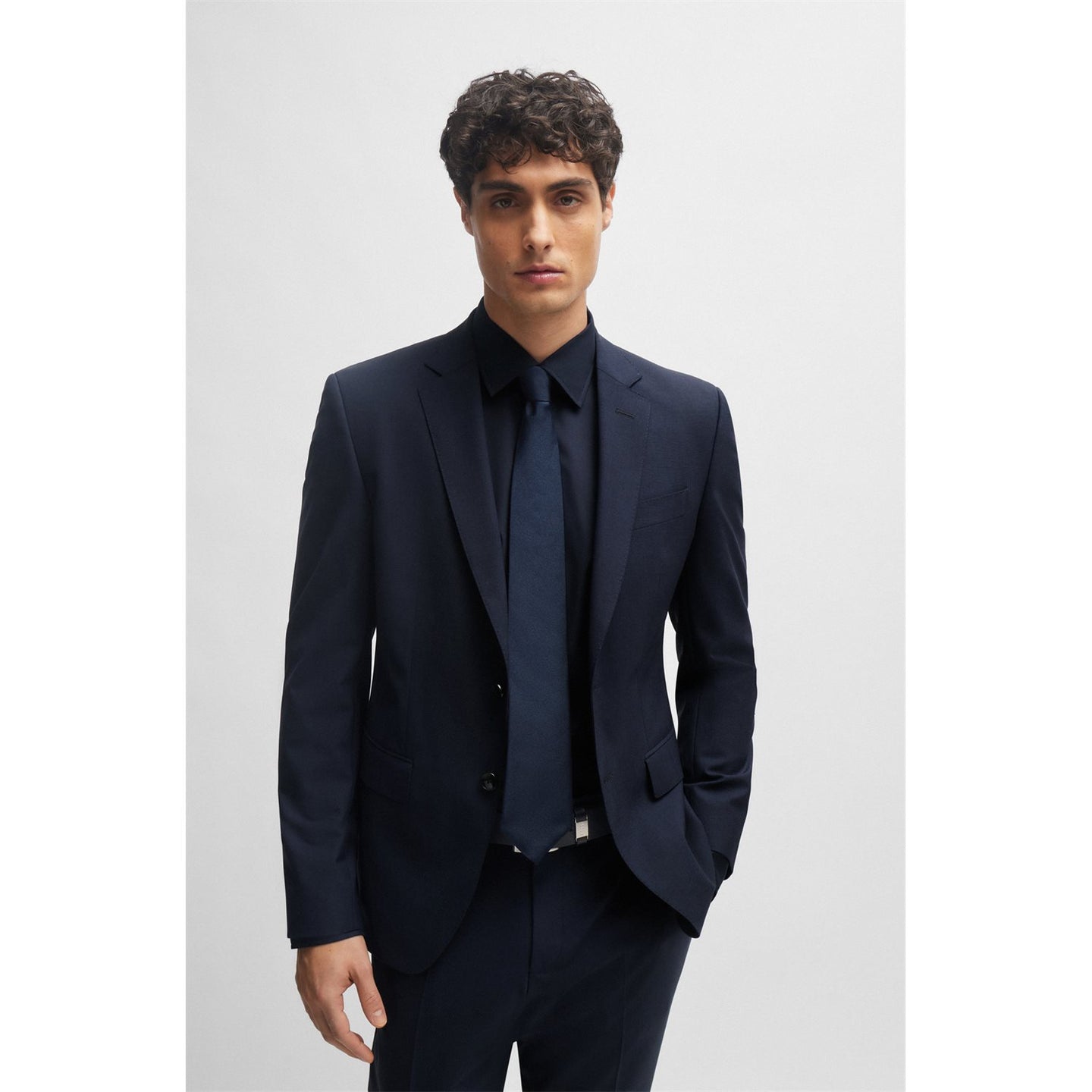 HUGO BOSS ΚΟΣΤΟΥΜΙ