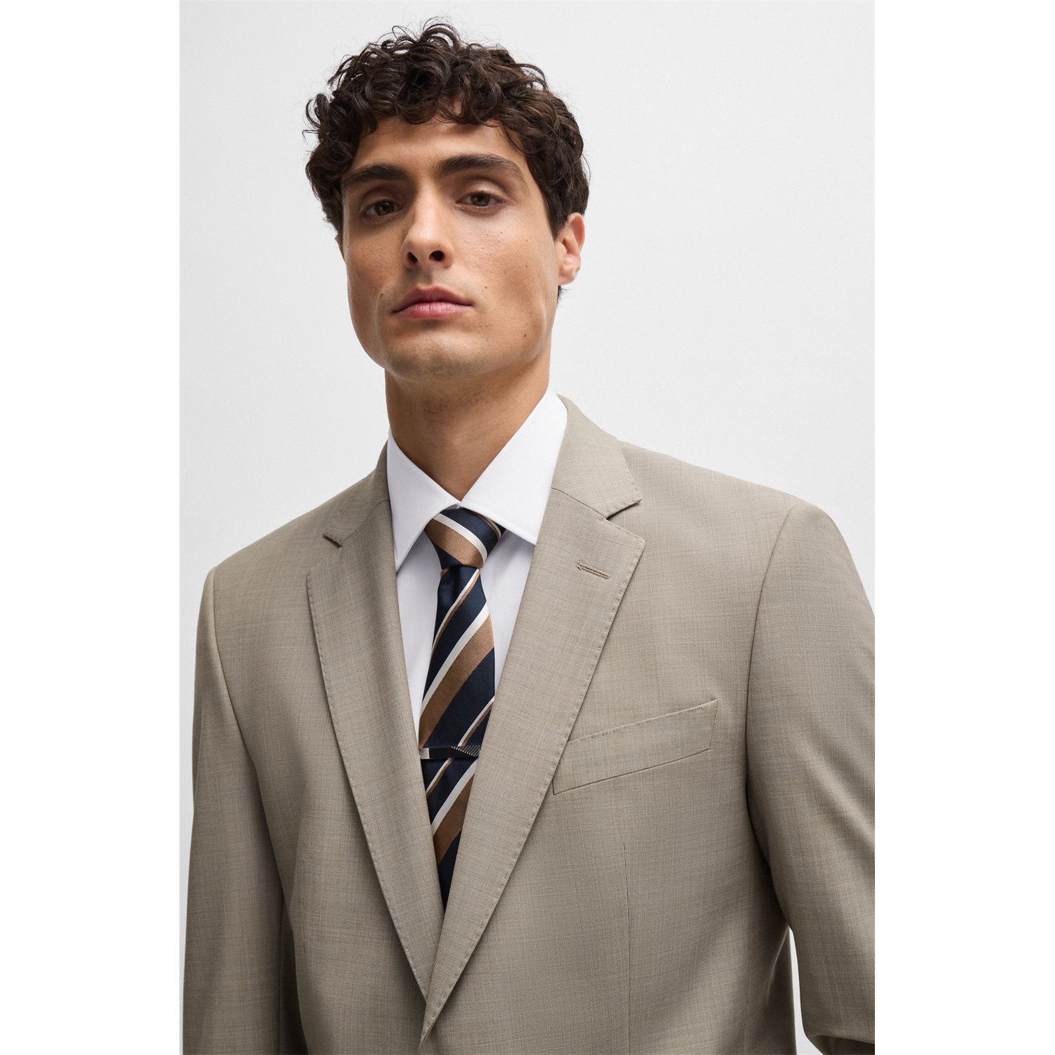 HUGO BOSS ΚΟΣΤΟΥΜΙ