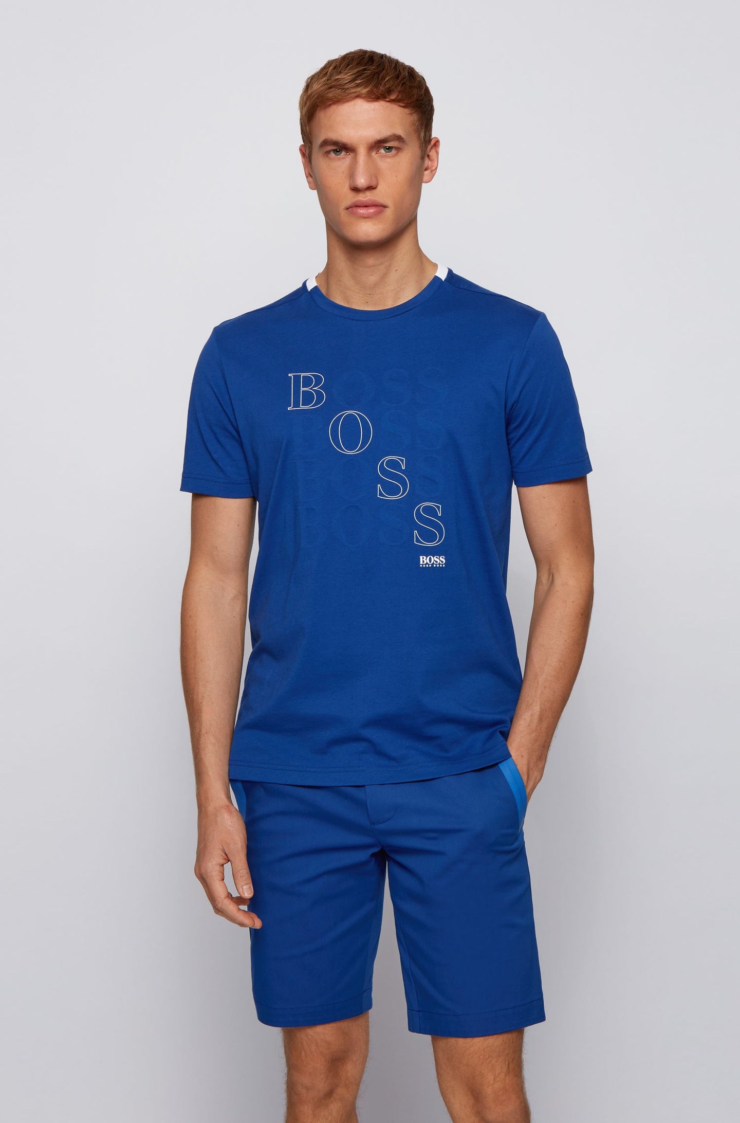 Βαμβακερό μπλουζάκι ΜΠΛΕ με λογότυπο BOSS κανονικής εφαρμογής Bionic®