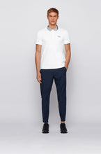 Βαμβακερή μπλούζα POLO λευκή με μοτίβο στον γιακά