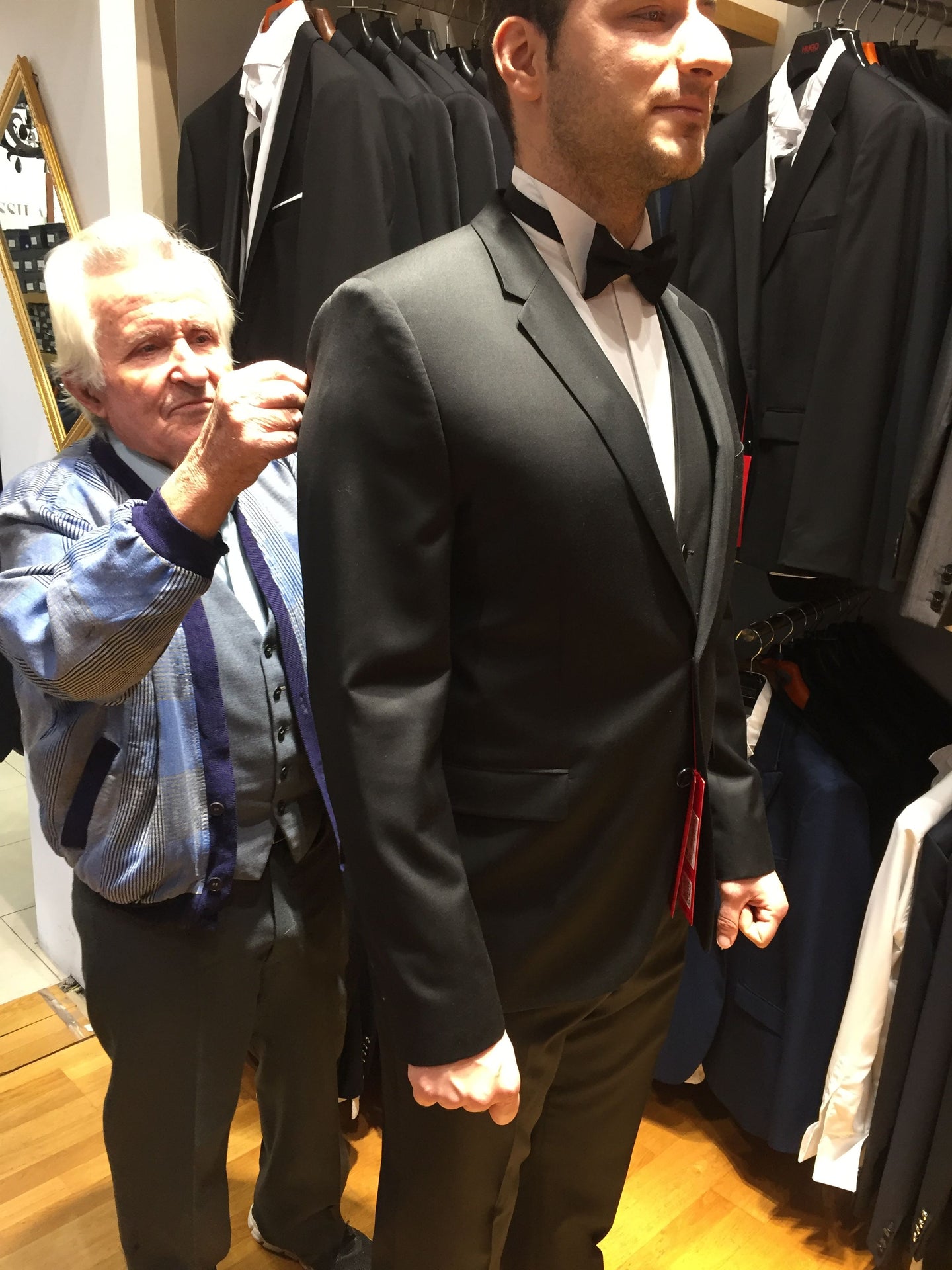 ΚΟΣΤΟΥΜΙ ΠΑΝΩ ΣΟΥ ΧΕΙΡΟΠΟΙΗΤΟ -  ΤΥΠΟΣ 1